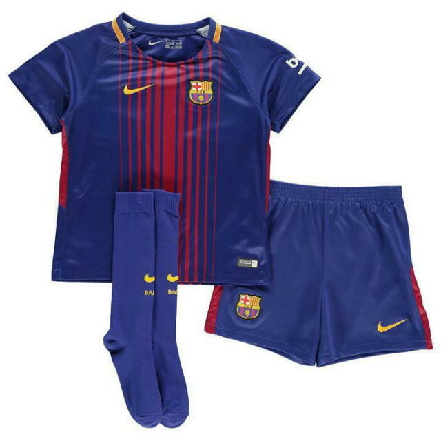 barcelona strip junior